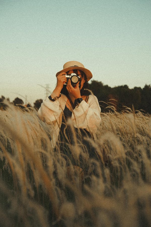 Comment organiser une compétition de photographie nature pour sensibiliser à l'environnement?